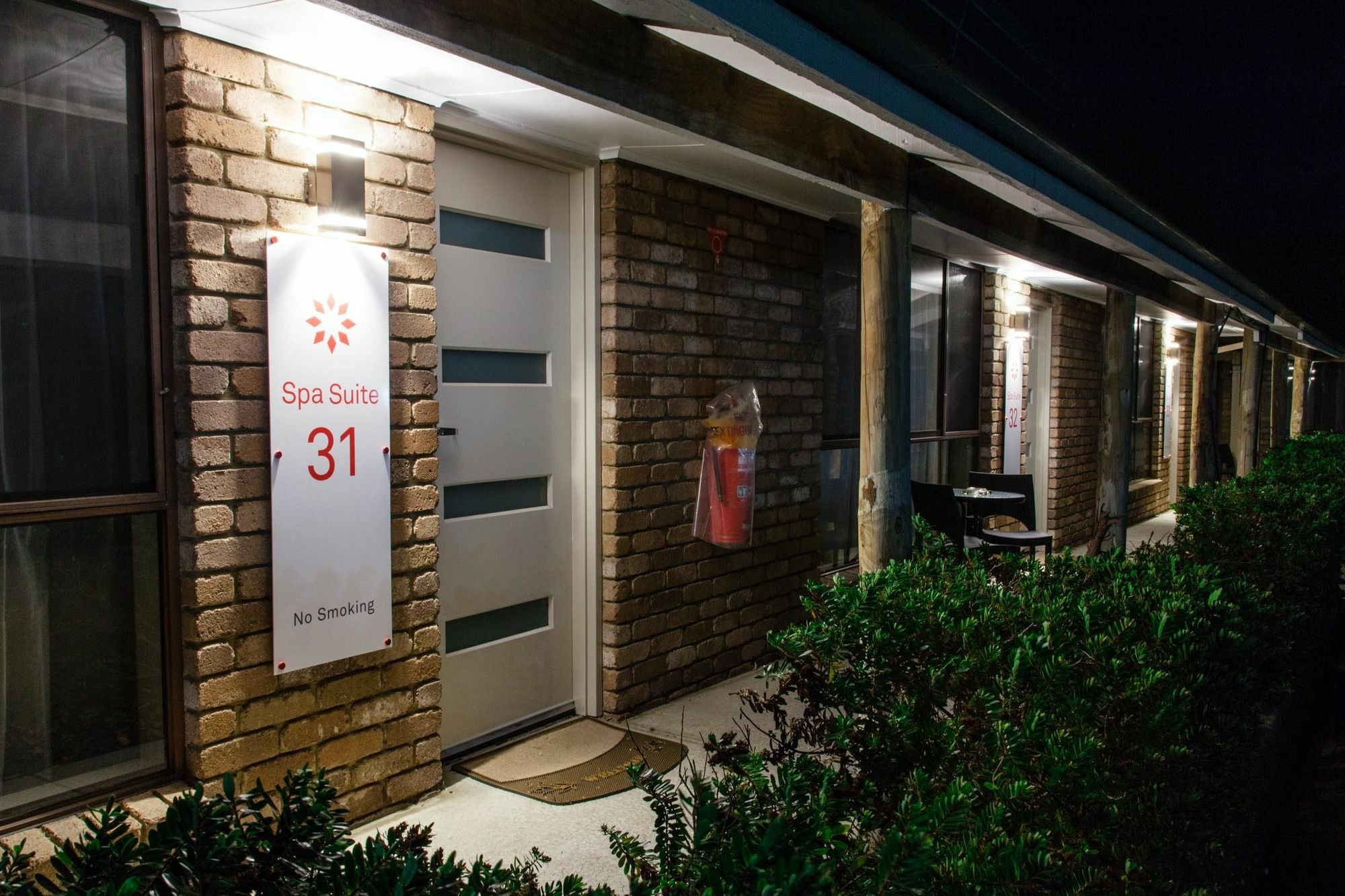 Farnham Court Motel And Restaurant Morwell Esterno foto